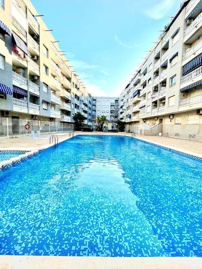 Torrevieja Comfortable Apartment Exterior foto